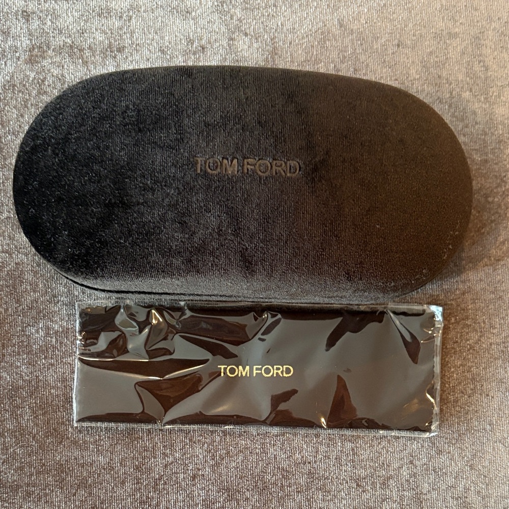 Authentic new Tom Ford unisex velvet brown sunglass eyewear hard case only